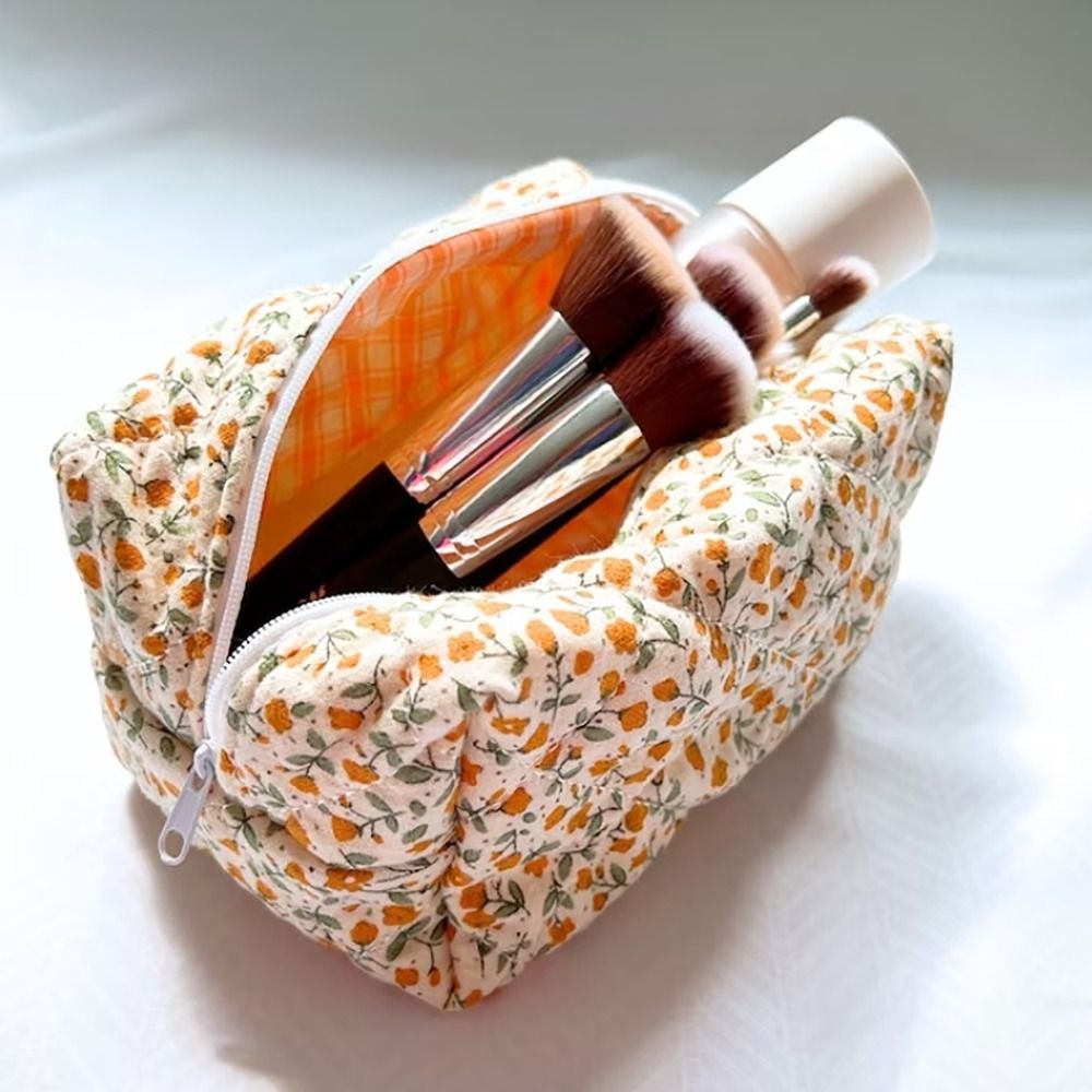 Çiçek Desenli Şişme Kapitone M - Travel Accessories Bag incelemesi ve fiyatı
