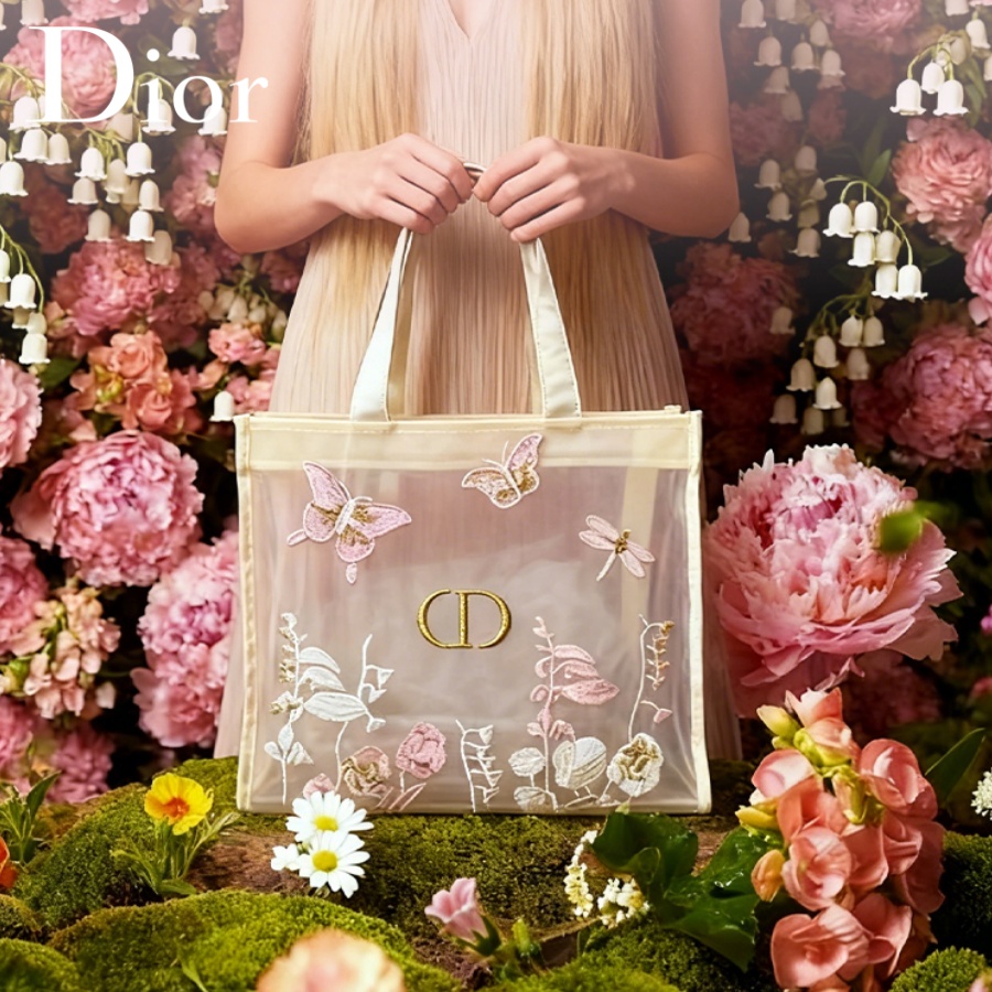 Christian Dior Dior'un Çantası - Travel Accessories Toiletries incelemesi ve fiyatı