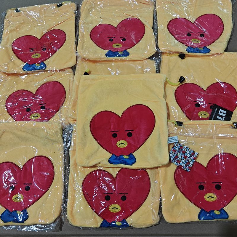 BT21 anime karikatür sevimli k - Travel Accessories Toiletries incelemesi ve fiyatı