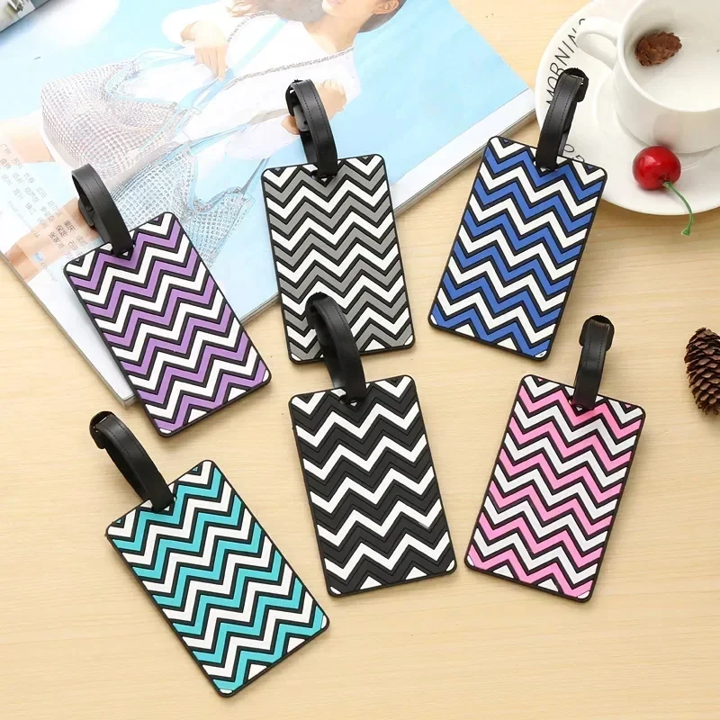 Geometrik Bagaj Etiketleri Kad - Travel Accessories Sale incelemesi ve fiyatı